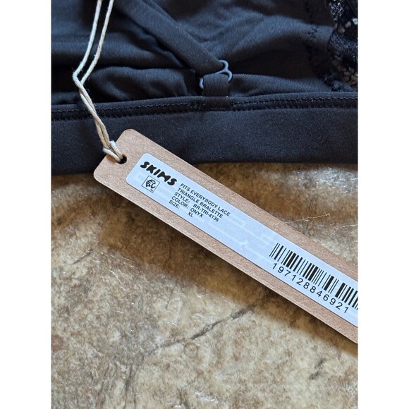 Skims Fits Everybody Lace Triangle Bralette Onyx XL - Picture 7 of 7